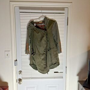 Kyla Seo Size L Light Hoodie Jacket